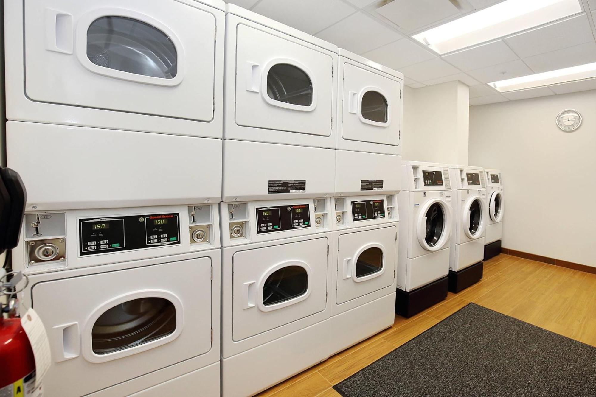 Towneplace Suites By Marriott Grove City Mercer/Outlets Eksteriør billede